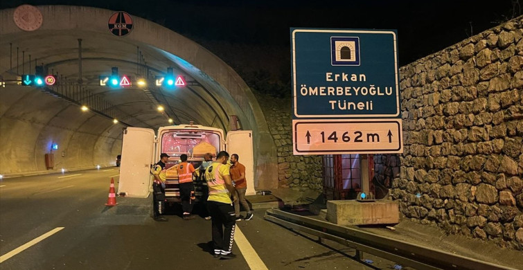 Kocaeli'de Kuzey Marmara Otoyolu'nda Yaya Hayatını Kaybetti