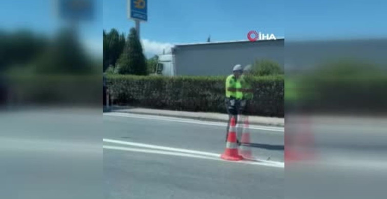 Kocaeli'de panelvan yol tabelasına çarptı: 1 ölü, 2 yaralı