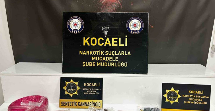 Kocaeli'de Uyuşturucu Operasyonu: 4 Bin 920 Hap Ele Geçirildi