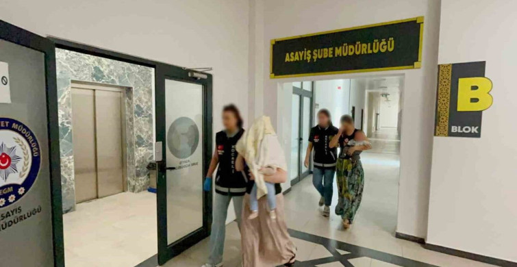 Kocaeli'nde 1,6 milyon liralık hırsızlık şüphelisi kadınlar, bebekleriyle adliyeye sevk edildi