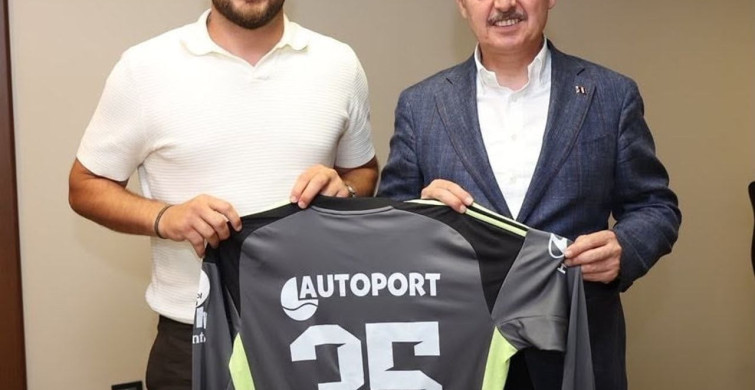 Kocaelispor Kaptanı Gökhan Değirmenci, Başkan Büyükakın’a Veda Etti