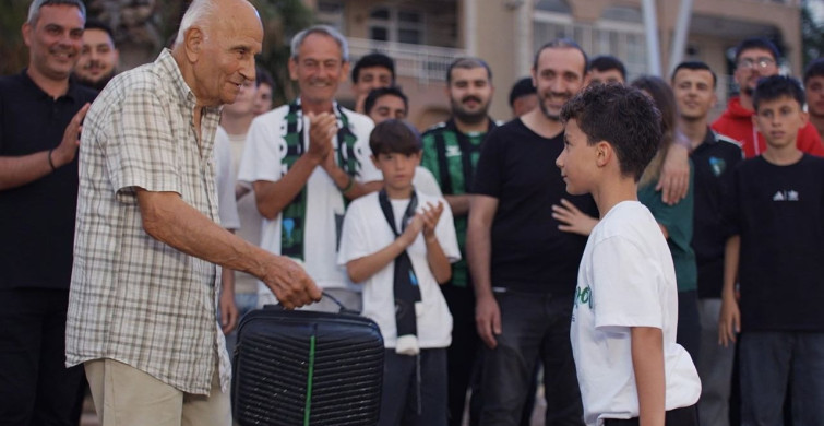 Kocaelispor yeni sezon formalarını kısa film tadında kliple tanıttı
