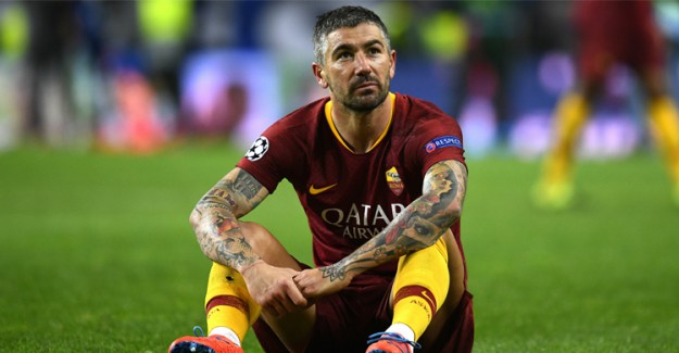 Kolarov'dan Fenerbahçe'den Transfer İçin Ek Süre İstedi!