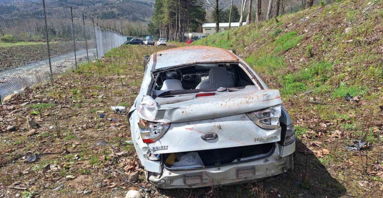 Kontrolden Çıkan Araç Cezaevi Bahçesine Uçtu