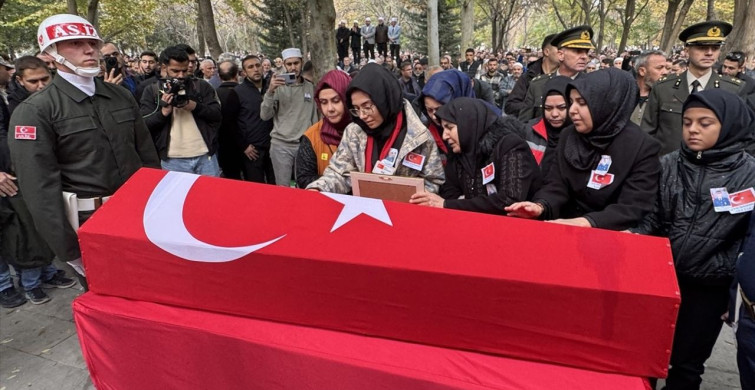 Konya Şehit Hava İkmal Astsubay Kuyucu'yu Uğurladı