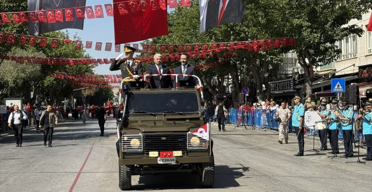 Konya ve Çevresinde 30 Ağustos Zafer Bayramı Coşkuyla Kutlandı