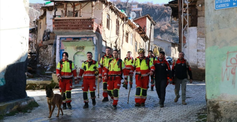Konya'da 74 Yaşındaki Alzheimer Hastası Aranıyor