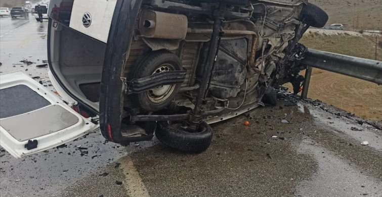 Konya'da Feci Kaza: 2 Ölü, 4 Yaralı