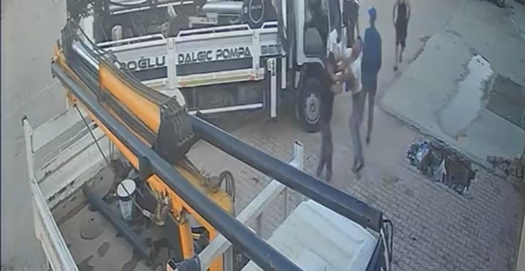 Konya'da sanayi sitesinde kavga anları güvenlik kamerasına yansıdı