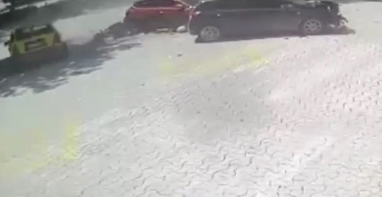 Konya'da ticari taksinin anne ve kızına çarptığı kaza anı görüntüleri ortaya çıktı