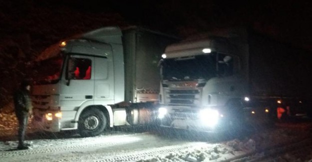 Konya'da Ulaşıma Kar Engeli 