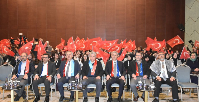 Konya'da Uluslararası Gençlik Diplomasisi Konferansı Düzenlendi