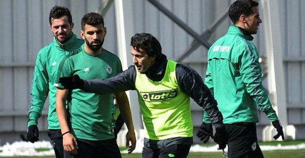 Konyaspor'da Bülent Korkmaz İlk Antrenmanına Çıktı