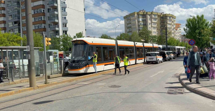 Kopan Yüksek Gerilim Teli Tramvay Seferlerini Aksattı