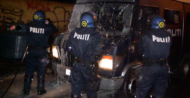 Kopenhag'da Polis Alarma Geçti!