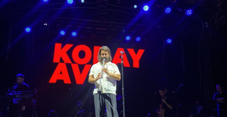 Koray Avcı, Bilecik'te Unutulmaz Bir Konser Verdi