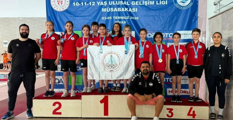 Körfez Gençlerbirliği yüzmede 21 birincilikle 29 madalya kazandı