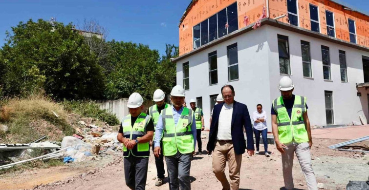 Körfez’de Çamlıtepe Spor Kompleksi’nin yapım çalışmaları sürüyor