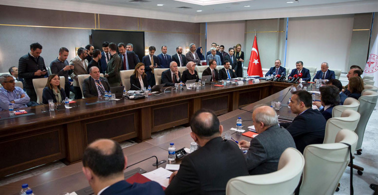 Koronavirüs Bilim Kurulu Toplanıyor! Sağlık Bakanı Bugün Açıklama Yapacak