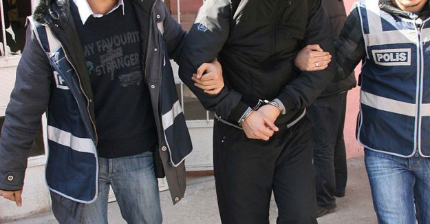 Kosava'da FETÖ'den Gözaltına Alınanlar Mahkemeye Sevk Edildi