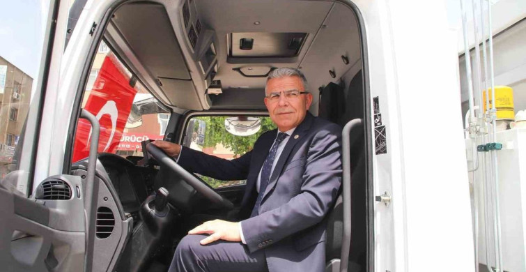 Köşk Belediyesi'nden Temizlik Hamlesi: Yeni Çöp Kamyonu