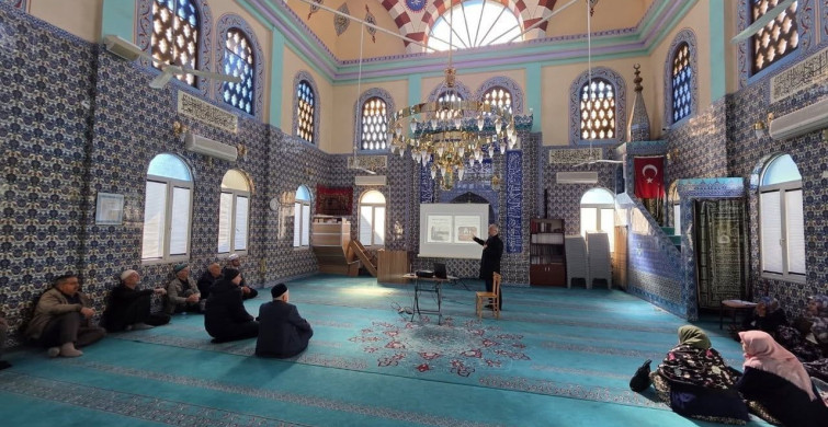 Köşk'te Hac Adaylarına Eğitim Semineri Düzenlendi