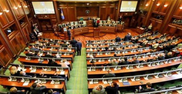 Kosova'da Albin Kurti Hükümeti Düştü