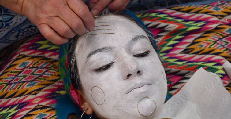 Kosova'da Asırlık Gelin Makyajı Geleneği Sürüyor