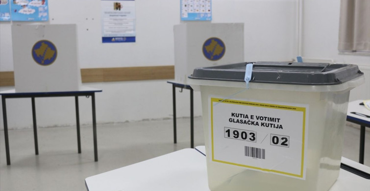 Kosova'da Yerel Seçimlerin İkinci Turu Başladı