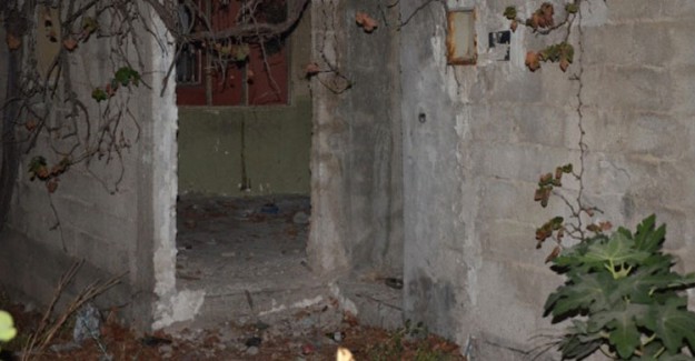 Kötü Kokular Gelen Eve Giren Vatandaşlar Gördükleri Karşısında Şoke Oldu