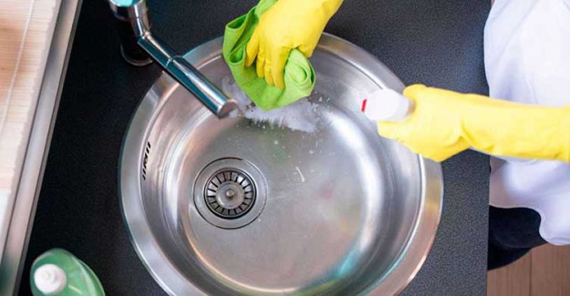 Kötü Lavabo Kokuları Nasıl Önlenir? Lavabo Giderleri Nasıl Temizlenir?