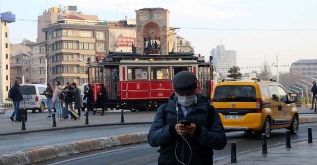 Kovid-19 Tedavisi Görmüş Yaşlı Erkekler, Plazma İçin Daha Uygun