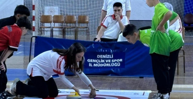 Köyceğiz Toparlar Ortaokulu Floor Curling'de Tarihi Başarı Elde Etti