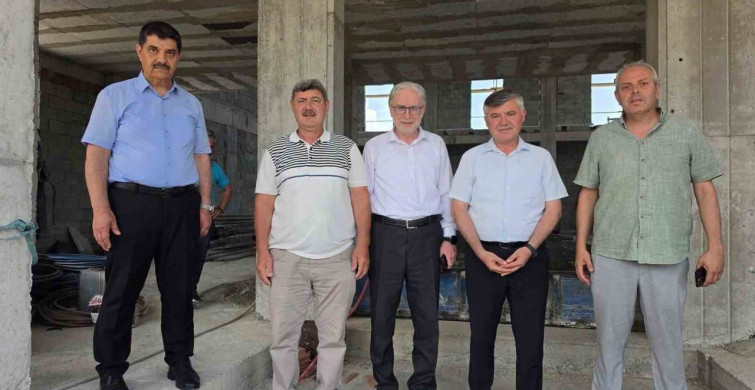Köyceğiz Zeytinalanı Merkez Camii inşaatı hızla yükseliyor