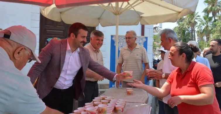 Köyceğiz'de aşure ikramına yoğun ilgi