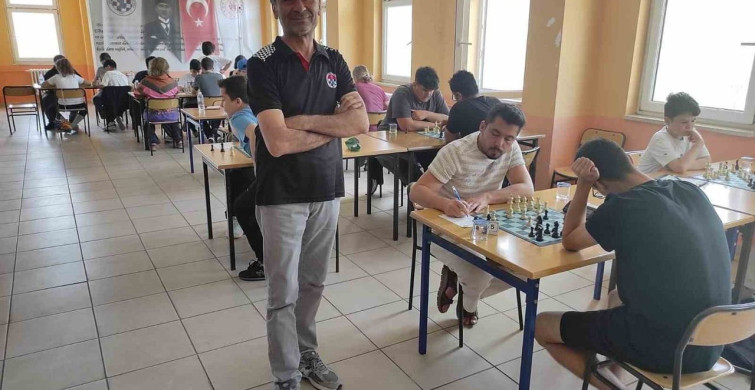 Köyceğiz'de Geleneksel Satranç Turnuvası Düzenlendi