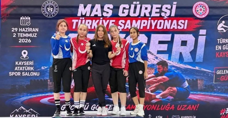 Köyceğizli sporcular mas güreşinden madalya ile döndü