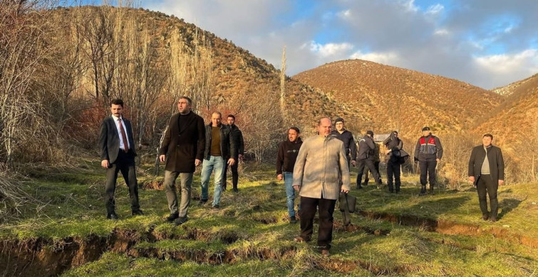 Koyulhisar'da Heyelan: Ekipler Çalışmalara Başladı
