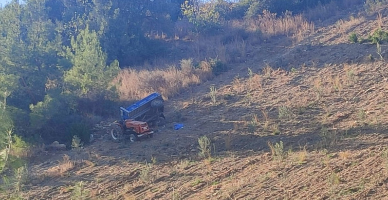 Kozan'da Traktör Devrildi, Sürücü Hayatını Kaybetti