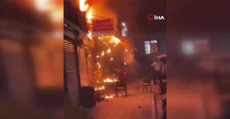 Küçükçekmece'de restoran bacasında yangın, 5 katlı binaya sıçradı
