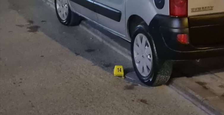 Küçükçekmece'de Silahlı Saldırı: 3 Yaralı