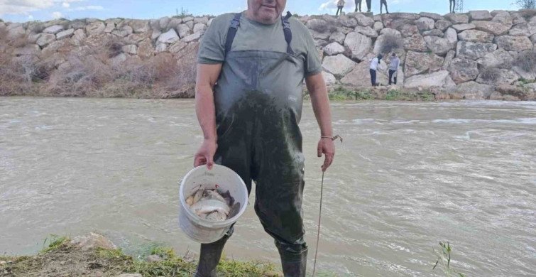 Kufi Çayı'nda 10 Yıl Aradan Sonra Balık Avı Başladı