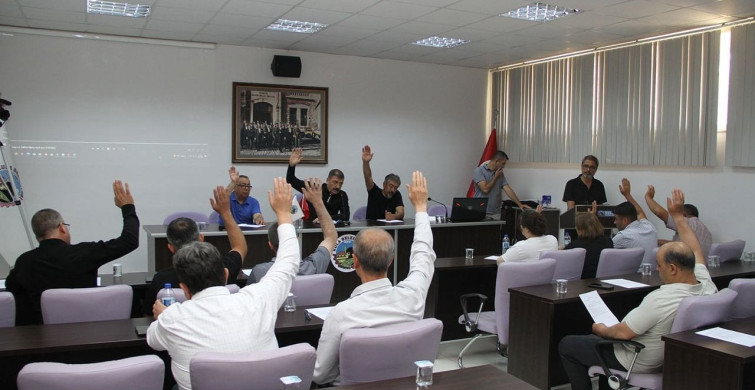 Kula belediye meclisi’nde sandalye dağılımı değişti