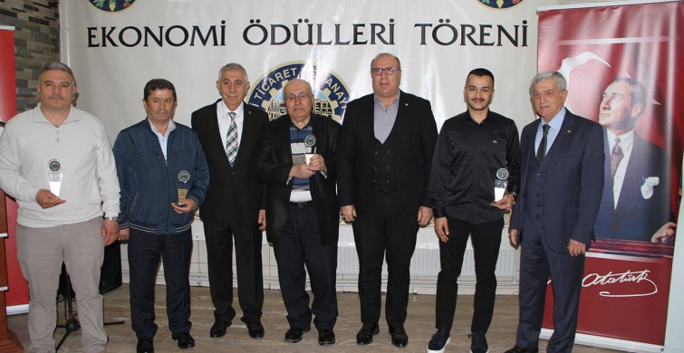 Kula ve Selendi İş İnsanlarına Kent Ekonomi Ödülleri