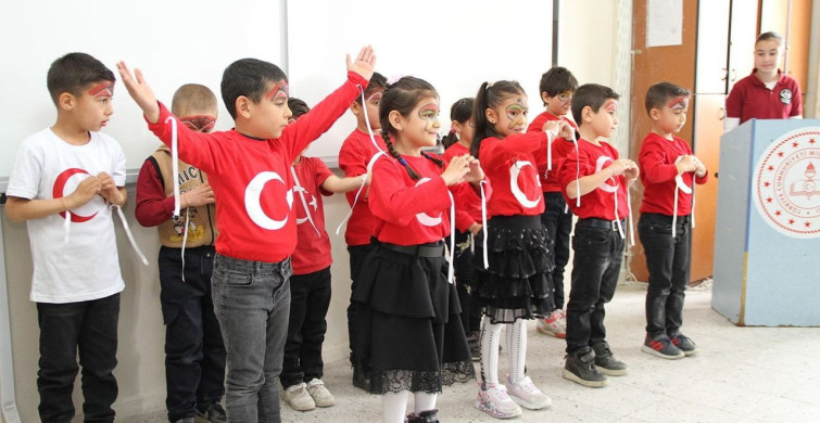 Kula'da Yeşilay Haftası Coşkuyla Kutlandı