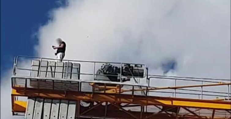 Kule Vinç Operatörü İntihar Girişiminde Bulundu