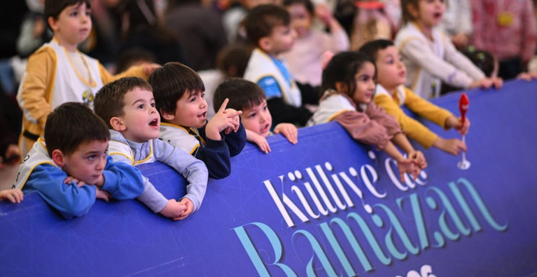 Külliye'de Ramazan: Akıllı Tavşan Momo Müzikali