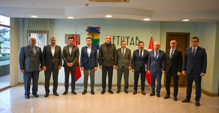 Kültür ve Turizm Bakanı Ersoy, Belek'te Çevre ve Turizmi Güçlendirme Toplantısına Katıldı