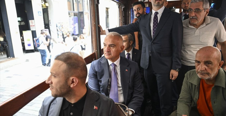 Kültür ve Turizm Bakanı Ersoy Galata'da Esnafla Buluştu