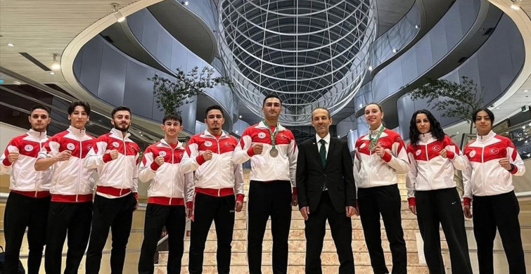 Kung Fu Milli Takımı Emeishan'daki Şampiyonadan Döndü